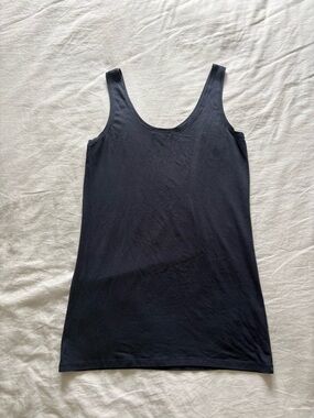 Classic Navy Blue Scoop Neck Tank Top - Women